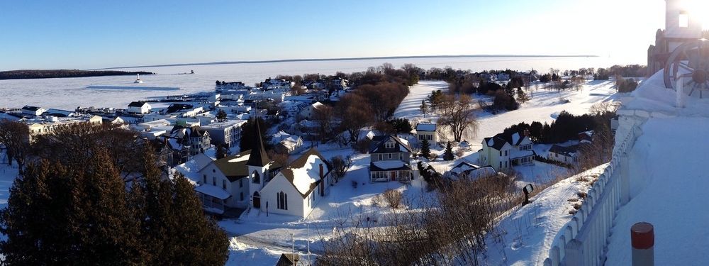 Lilac Tree Suites Đảo Mackinac Ngoại thất bức ảnh